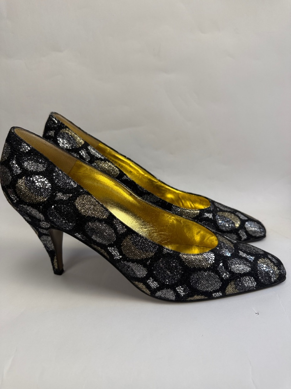Ana Bonilla Collection Women's Black Gold Silver Glitter Pump Size 10M